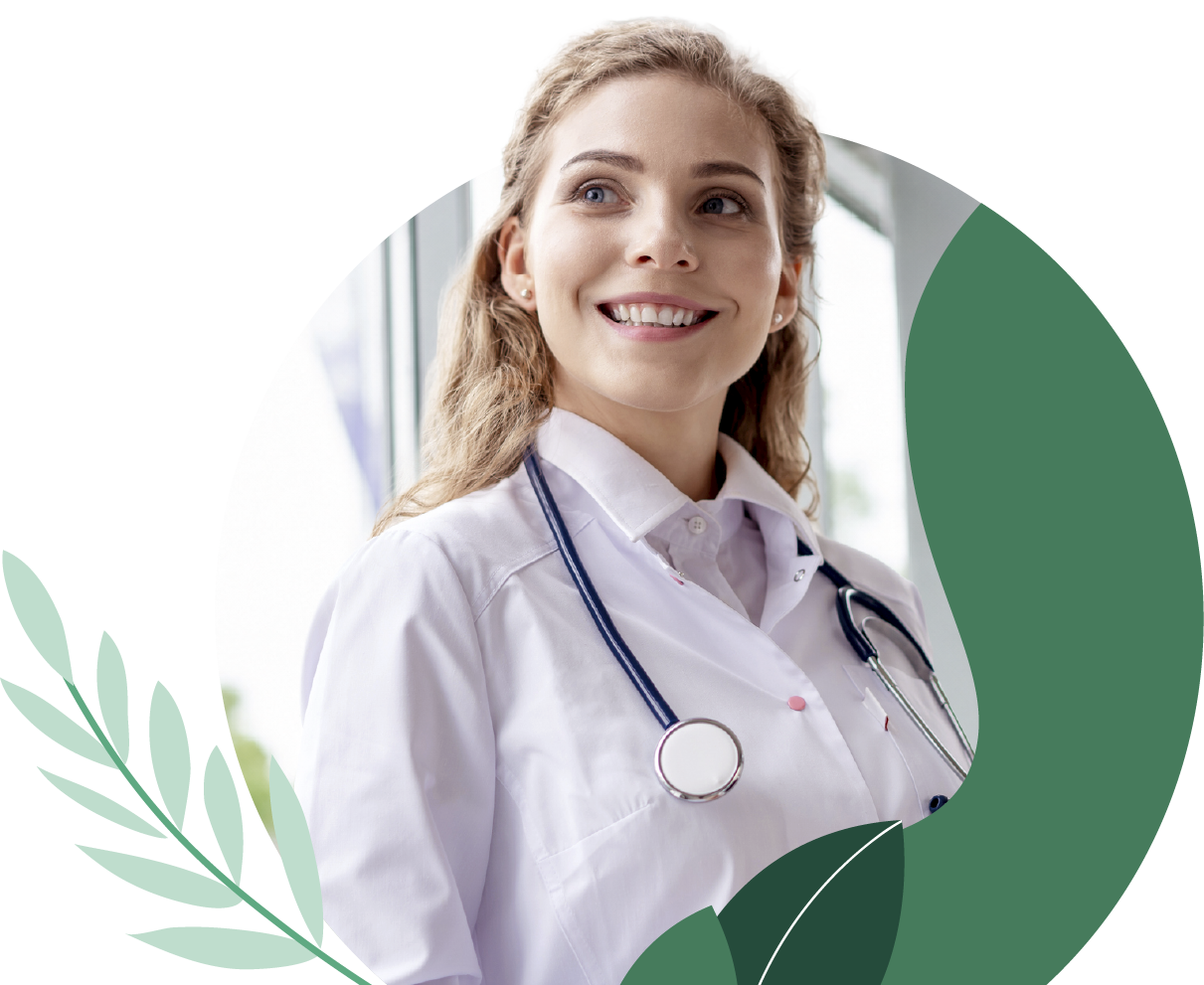 Doctora sonriente con estetoscopio