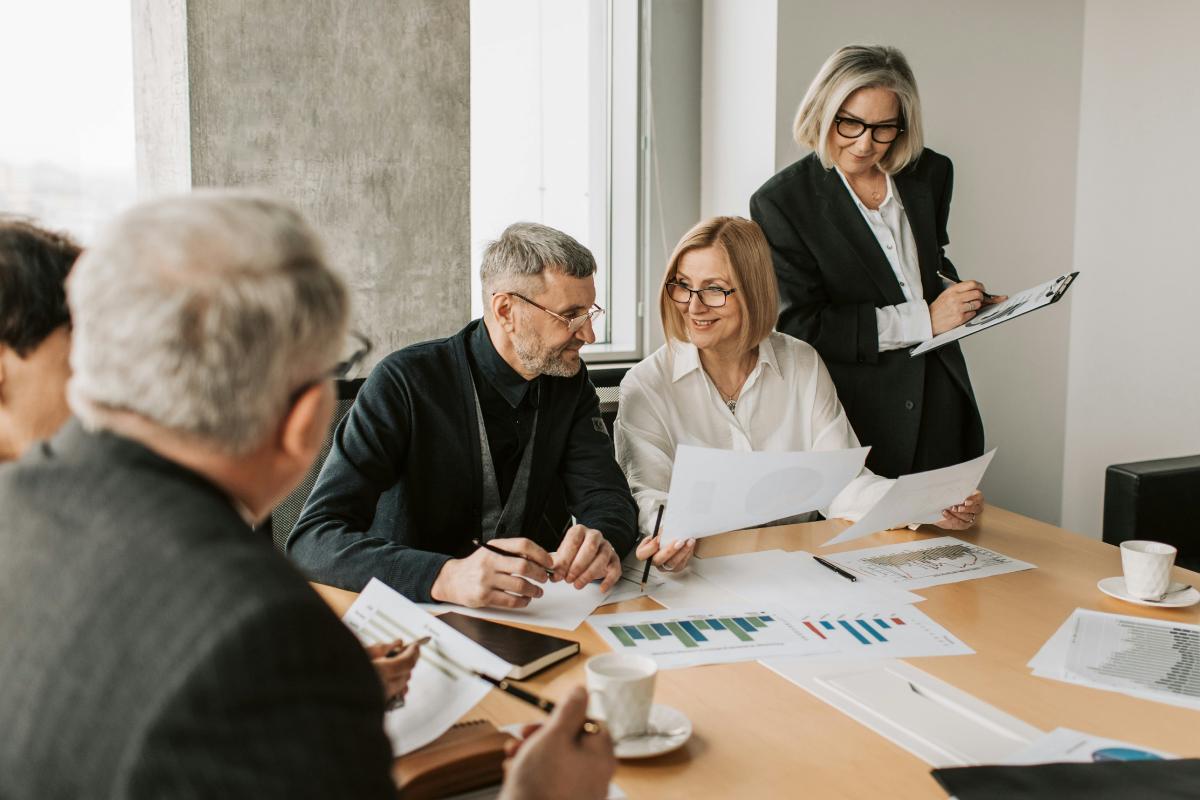 Cuenta personal vs. cuenta de empresa: diferencias y ventajas.