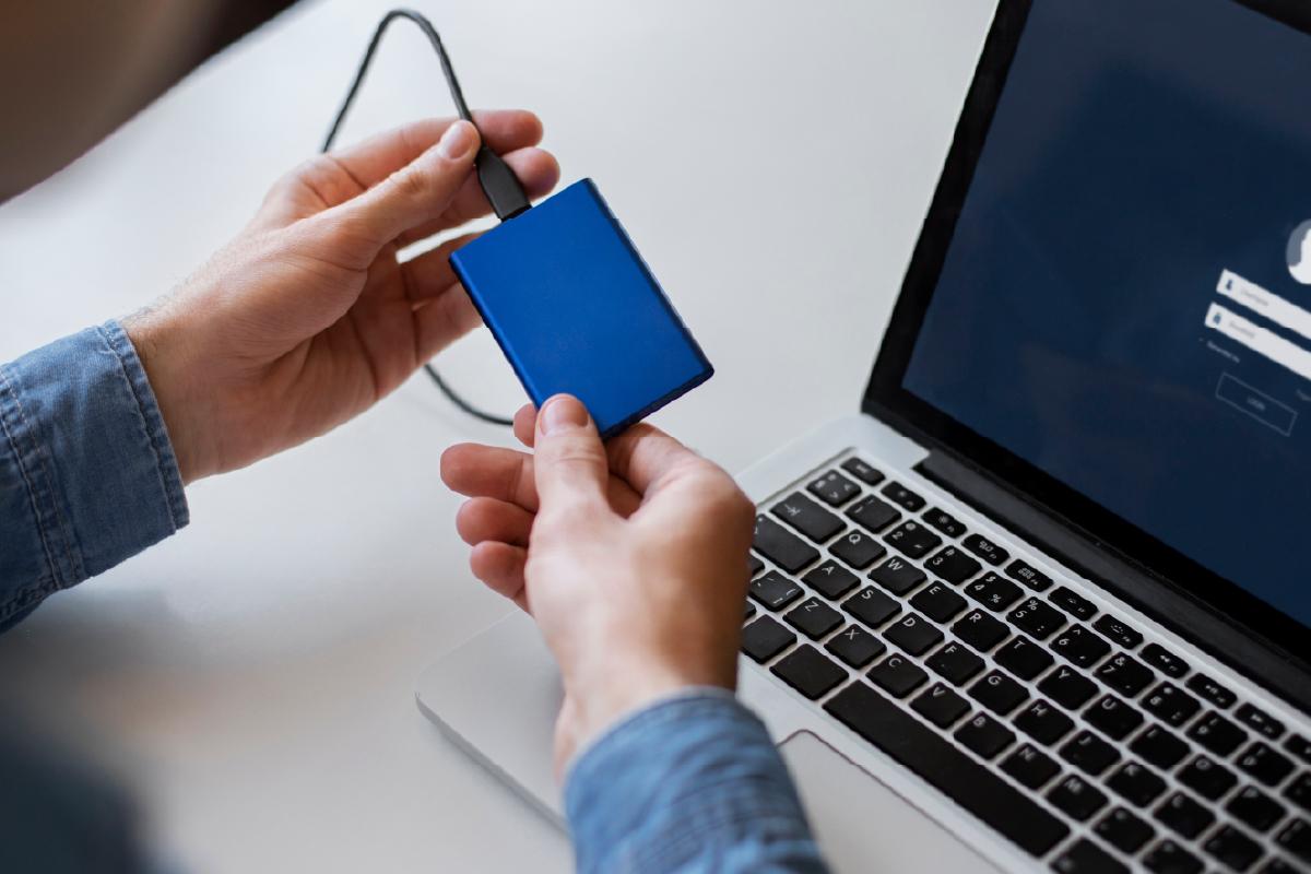 Firma digital: qué es y cómo conseguirla Firma digital: qué es y cómo conseguirla