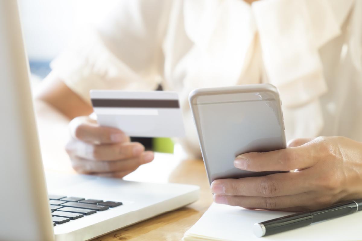 Cambiar de cuenta bancaria es sencillo y gratuito. Cambiar de cuenta bancaria es sencillo y gratuito.