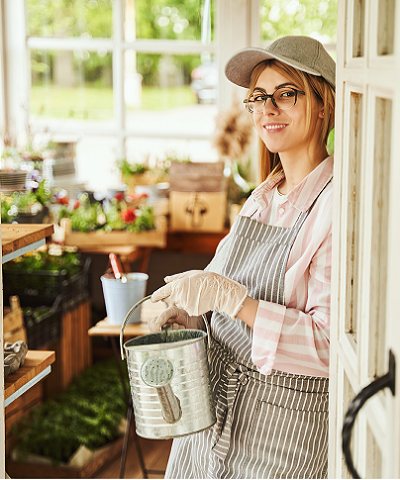 chica dueña de comercio